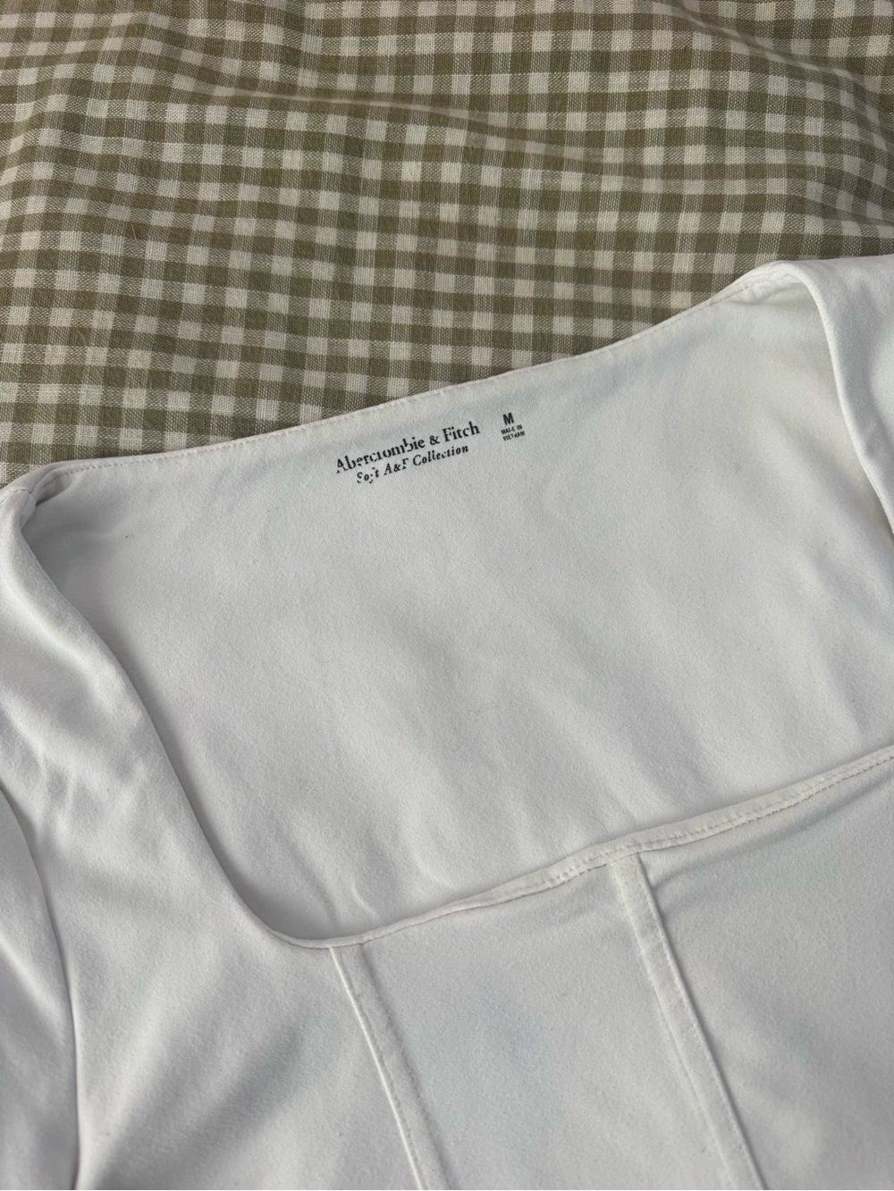 Abercrombie & Fitch White Long-Sleeve Square Neck Seam-Detail Bodysuit - Picture 3 of 6